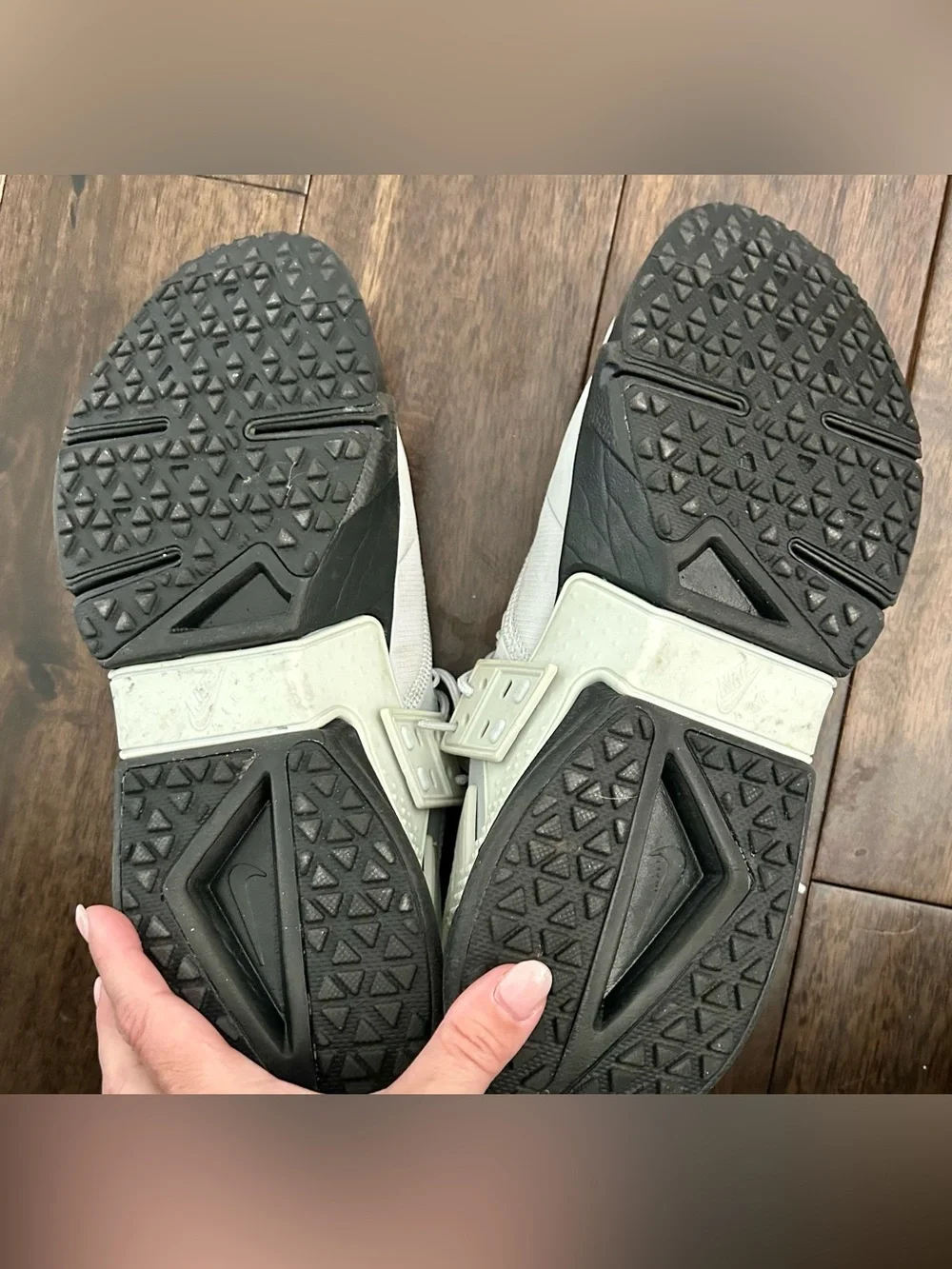 Nike Air Huarache Drift Gray White Black Men’s Sneakers Size 11.5